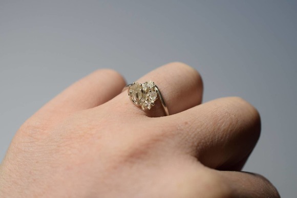 boho wedding ring, rough diamond ring, engagement ring, uncut diamond ri… - Picture 3 of 5